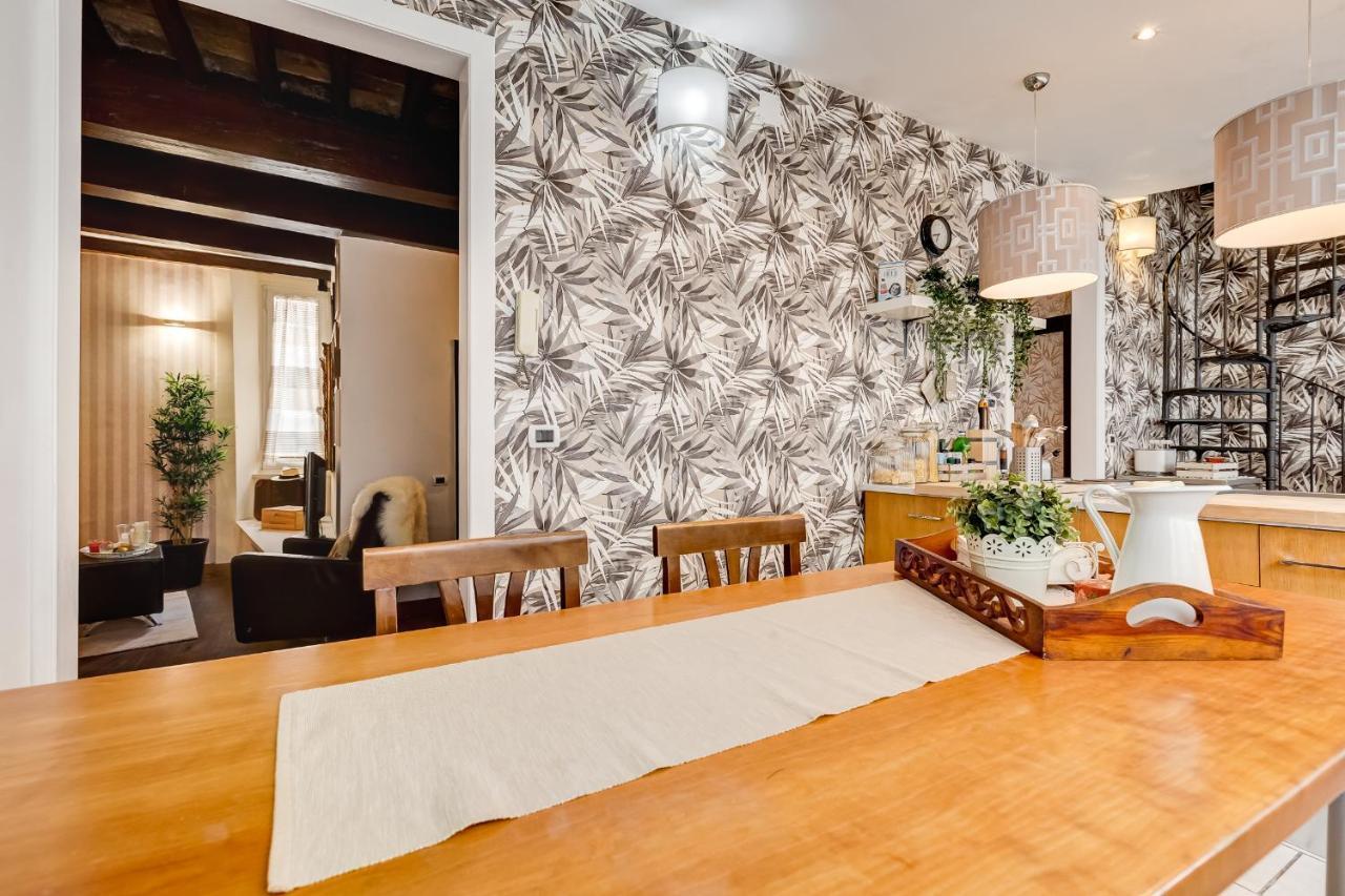 Piazza Di Spagna Fantastic Apartment Rome Luaran gambar