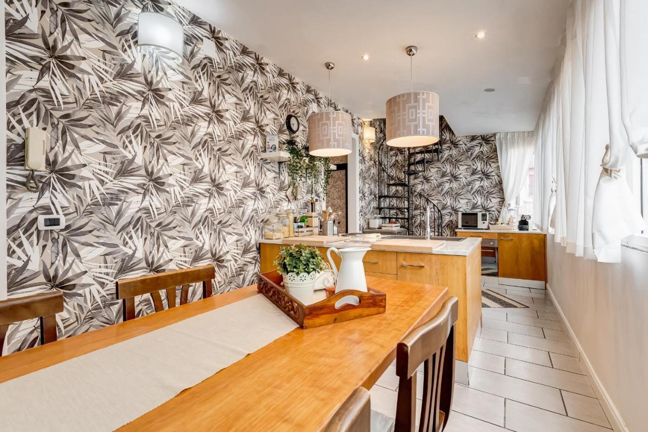 Piazza Di Spagna Fantastic Apartment Rome Luaran gambar