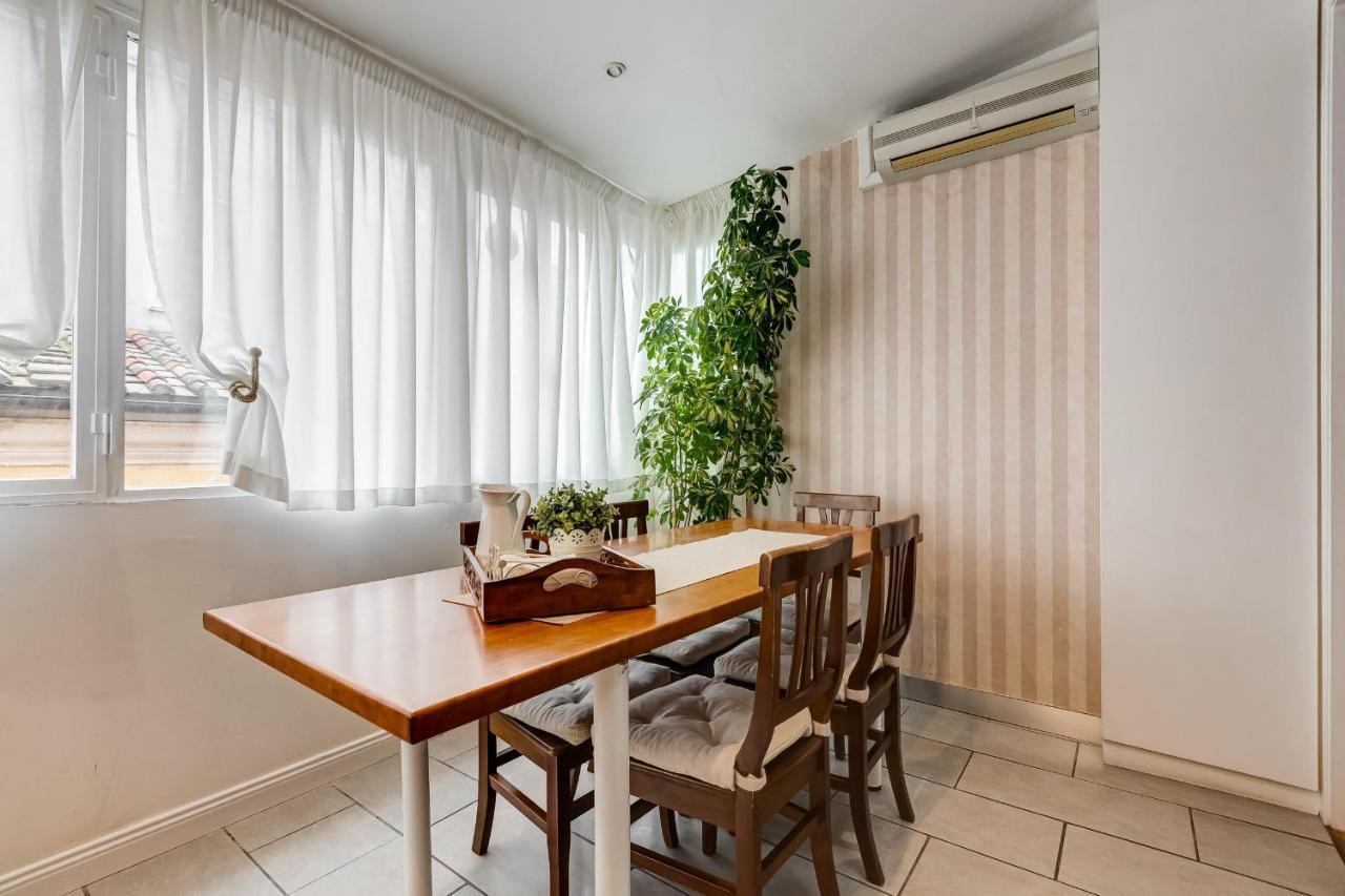 Piazza Di Spagna Fantastic Apartment Rome Luaran gambar