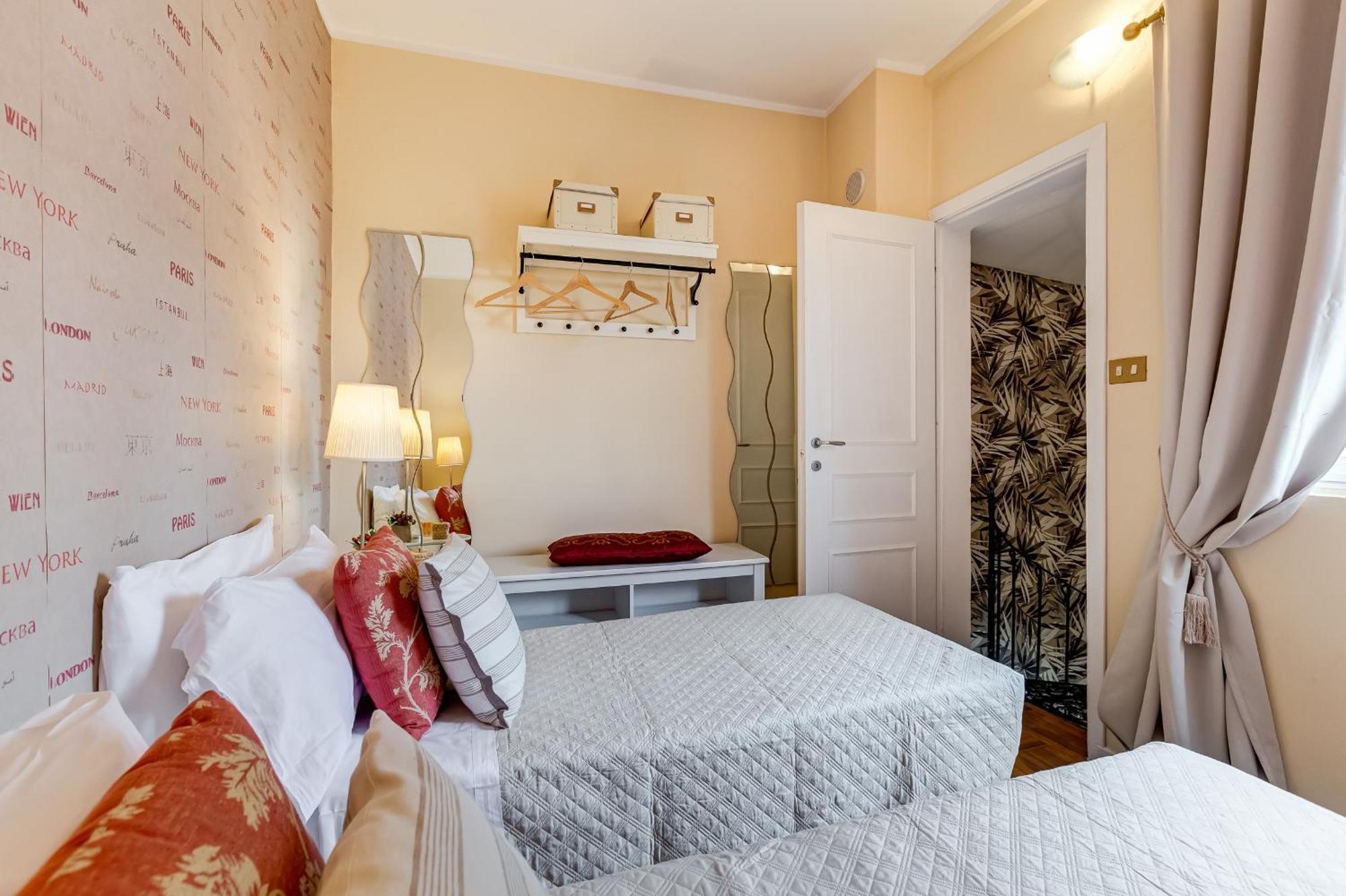 Piazza Di Spagna Fantastic Apartment Rome Luaran gambar